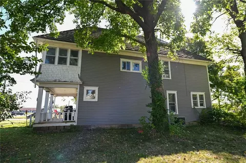 528 E Allison St, Nevada, MO 64772 photo 3