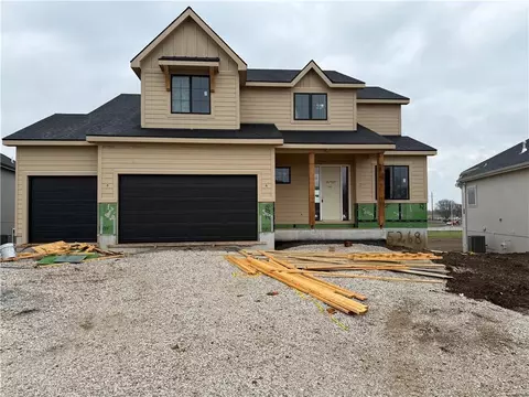 15268 W 161st Ct, Olathe, KS 66062