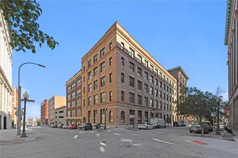 308 W 8th St #513, Kansas City, MO 64105