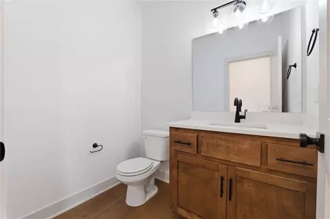 Bath - 11802 E 231st St, Peculiar, MO 64078 photo 4 of 5
