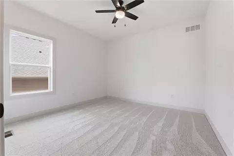 Bedroom - 11802 E 231st St, Peculiar, MO 64078 photo 4 of 5
