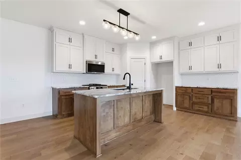 Kitchen - 11802 E 231st St, Peculiar, MO 64078 photo 1 of 2