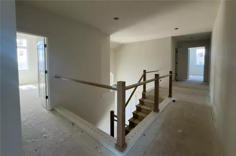 Entry Way - 21938 W 99th Ter, Lenexa, KS 66220 photo 7 of 9