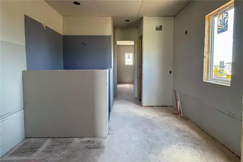 Entry Way - 21938 W 99th Ter, Lenexa, KS 66220 photo 5 of 10