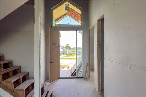 Entry Way - 21938 W 99th Ter, Lenexa, KS 66220 photo 2 of 10