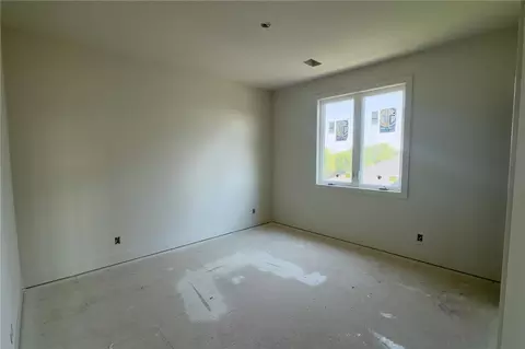 Bedroom - 21938 W 99th Ter, Lenexa, KS 66220 photo 4 of 7
