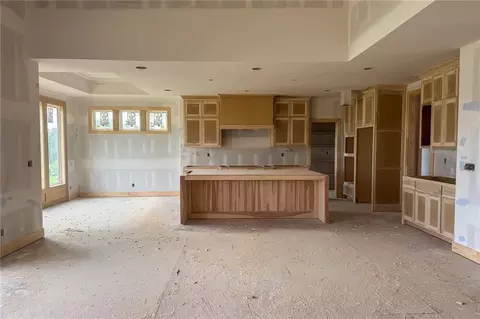 Living - 21938 W 99th Ter, Lenexa, KS 66220 photo 5 of 8