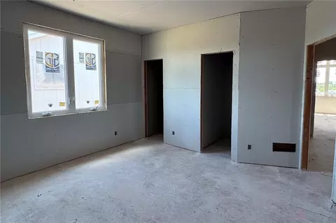 Bedroom - 21938 W 99th Ter, Lenexa, KS 66220 photo 7 of 9