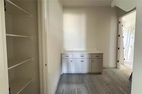 Entry Way - 21938 W 99th Ter, Lenexa, KS 66220 photo 6 of 9