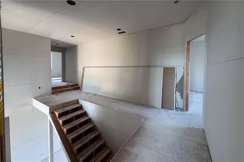 Entry Way - 21938 W 99th Ter, Lenexa, KS 66220 photo 6 of 10