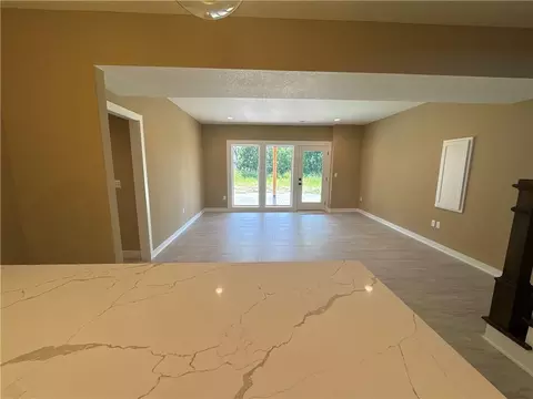 Living - 4815 NW Martin St, Riverside, MO 64150 photo 4 of 4