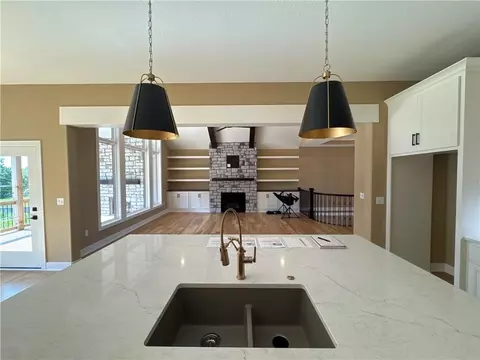 Kitchen - 4815 NW Martin St, Riverside, MO 64150 photo 3 of 4