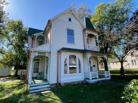 309 Maple Ave, Denton, KS 66017