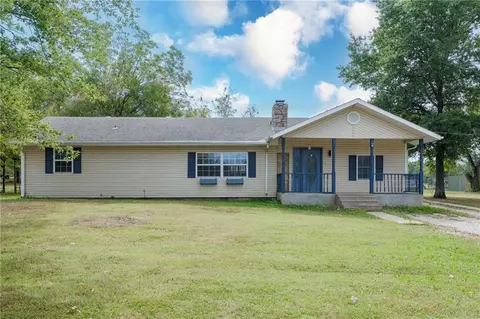 2278 Jayhawk Rd, Fort Scott, KS 66701