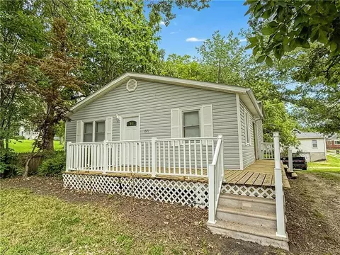 1021 Elm St, Maryville, MO 64468