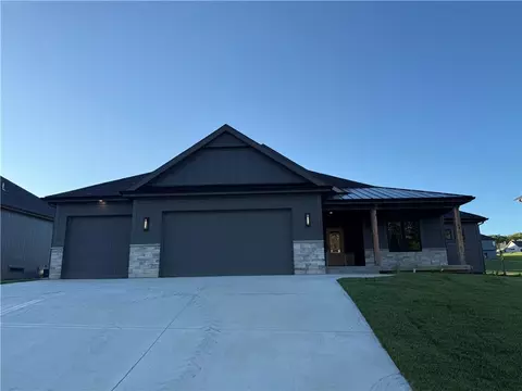 12730 NW Larkspur Ln, Platte City, MO 64079