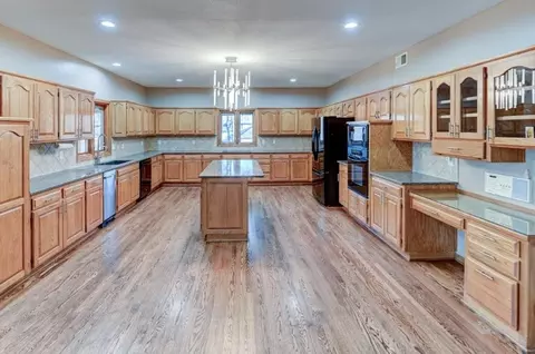 Kitchen - 19610 E Bundschu Rd, Independence, MO 64056 photo 1 of 6