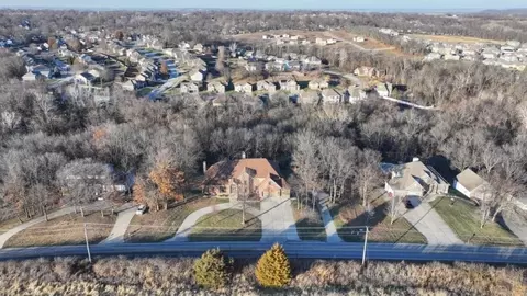 View/Area - 19610 E Bundschu Rd, Independence, MO 64056 photo 3 of 4