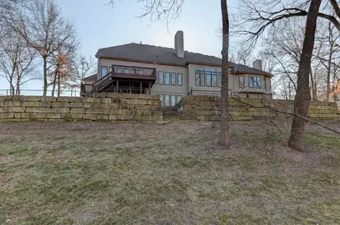 Exterior - 19610 E Bundschu Rd, Independence, MO 64056 photo 15 of 20