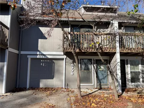 5776 N Anita Ave, Kansas City, MO 64152