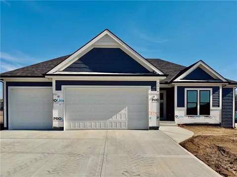 12775 NW Larkspur Ln, Platte City, MO 64079