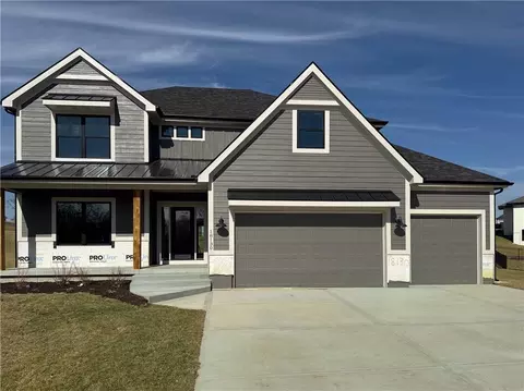 18130 NW 127th St, Platte City, MO 64079