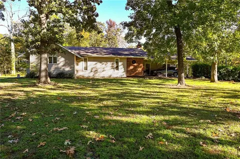 1305 S 145 Rd, El Dorado Springs, MO 64744