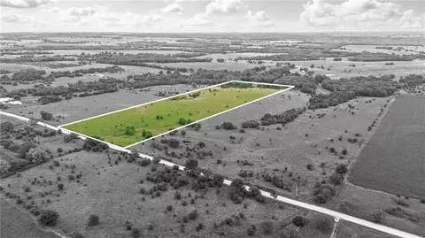 136 Haskell Rd, Quenemo, KS 66528