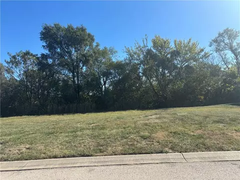 2109 N 2111 N 113th Ter, Kansas City, KS 66109