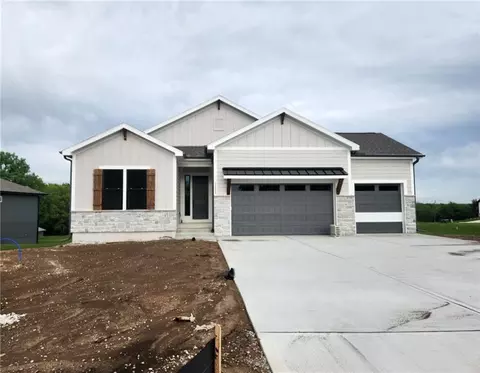 14535 S Dawson St, Olathe, KS 66061