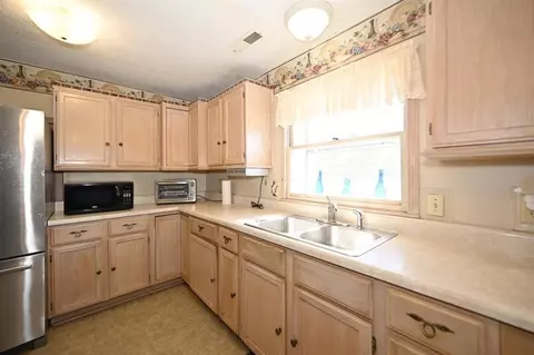 Kitchen - 501 N Platte Ave, Edgerton, MO 64444 photo 5 of 5
