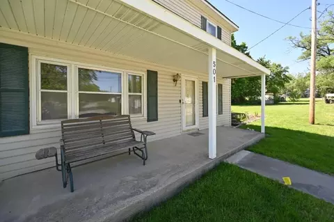 Exterior - 501 N Platte Ave, Edgerton, MO 64444 photo 2 of 7