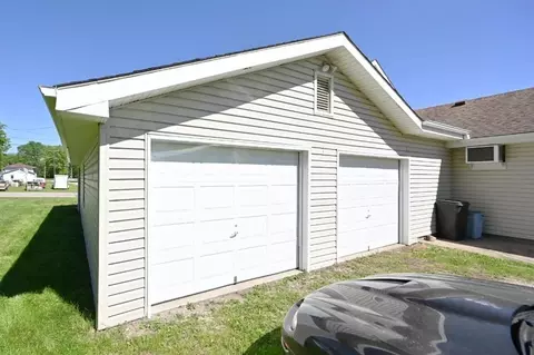 Exterior - 501 N Platte Ave, Edgerton, MO 64444 photo 5 of 7