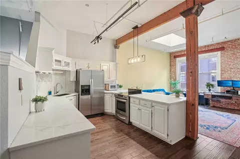 308 W 8th St #509, Kansas City, MO 64105