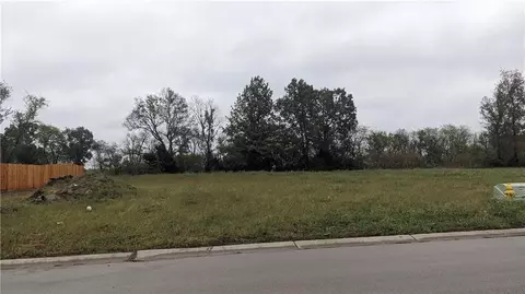 1602 Mulberry St, Pleasant Hill, MO 64080