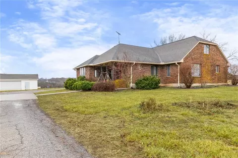 146 SE 180th Rd, Warrensburg, MO 64093