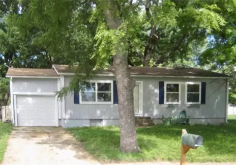 1504 N Emery St, Independence, MO 64050