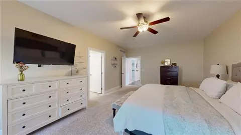 Bedroom - 27727 S Scout Ridge Dr, Maryville, MO 64468 photo 1 of 4