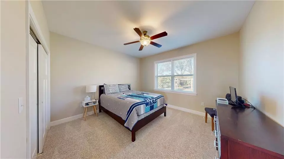 Bedroom - 27727 S Scout Ridge Dr, Maryville, MO 64468 photo 2 of 4