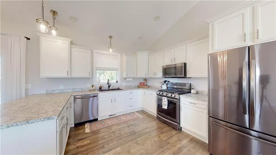 Kitchen - 27727 S Scout Ridge Dr, Maryville, MO 64468 photo 1 of 1