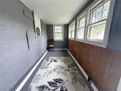 Entry Way - 220 E Benton St, Carrollton, MO 64633 photo 4 of 4