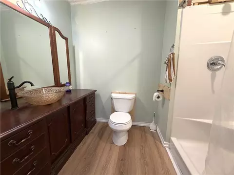 Bath - 220 E Benton St, Carrollton, MO 64633 photo 1 of 2
