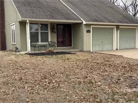 4214 W Haverill St, Saint Joseph, MO 64506