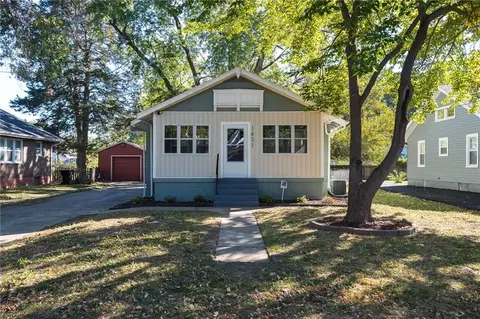 1431 S Ralston Ave, Independence, MO 64052