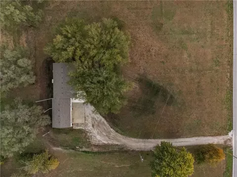 View/Area - 730 E Cambridge Rd, Belton, MO 64012 photo 1 of 9