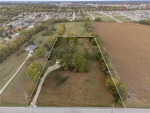 View/Area - 730 E Cambridge Rd, Belton, MO 64012 photo 2 of 9