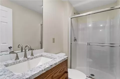 Bath - 730 E Cambridge Rd, Belton, MO 64012 photo 1 of 2