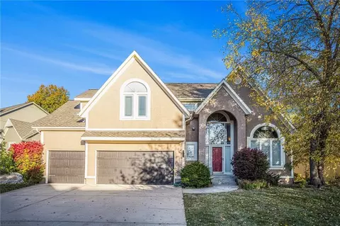 11308 W 143rd Ter, Overland Park, KS 66221