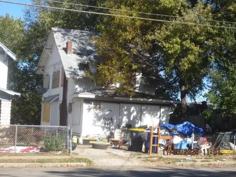 5838 E 12th St, Kansas City, MO 64126
