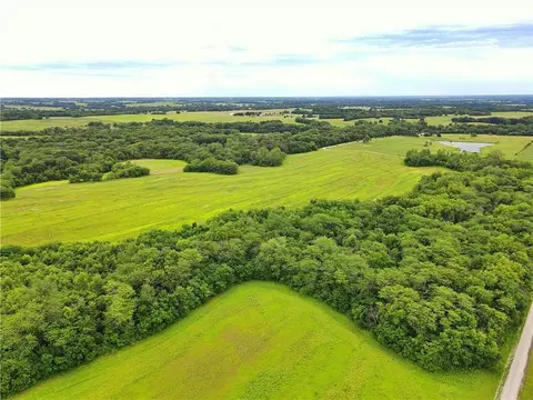 250 Th St, Jameson, MO 64647